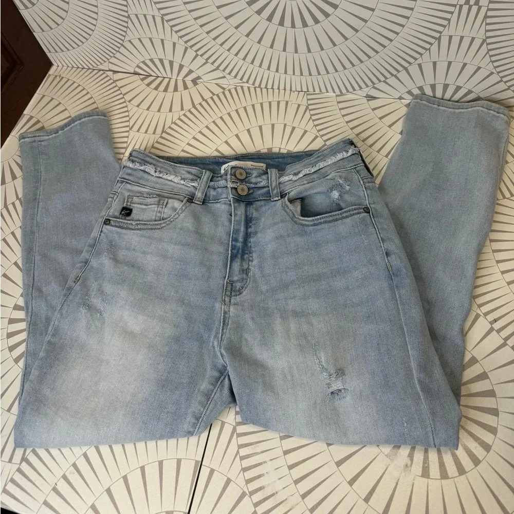KanCan Women’s High Rise Ripped Capri Size‎ 28 style 206162